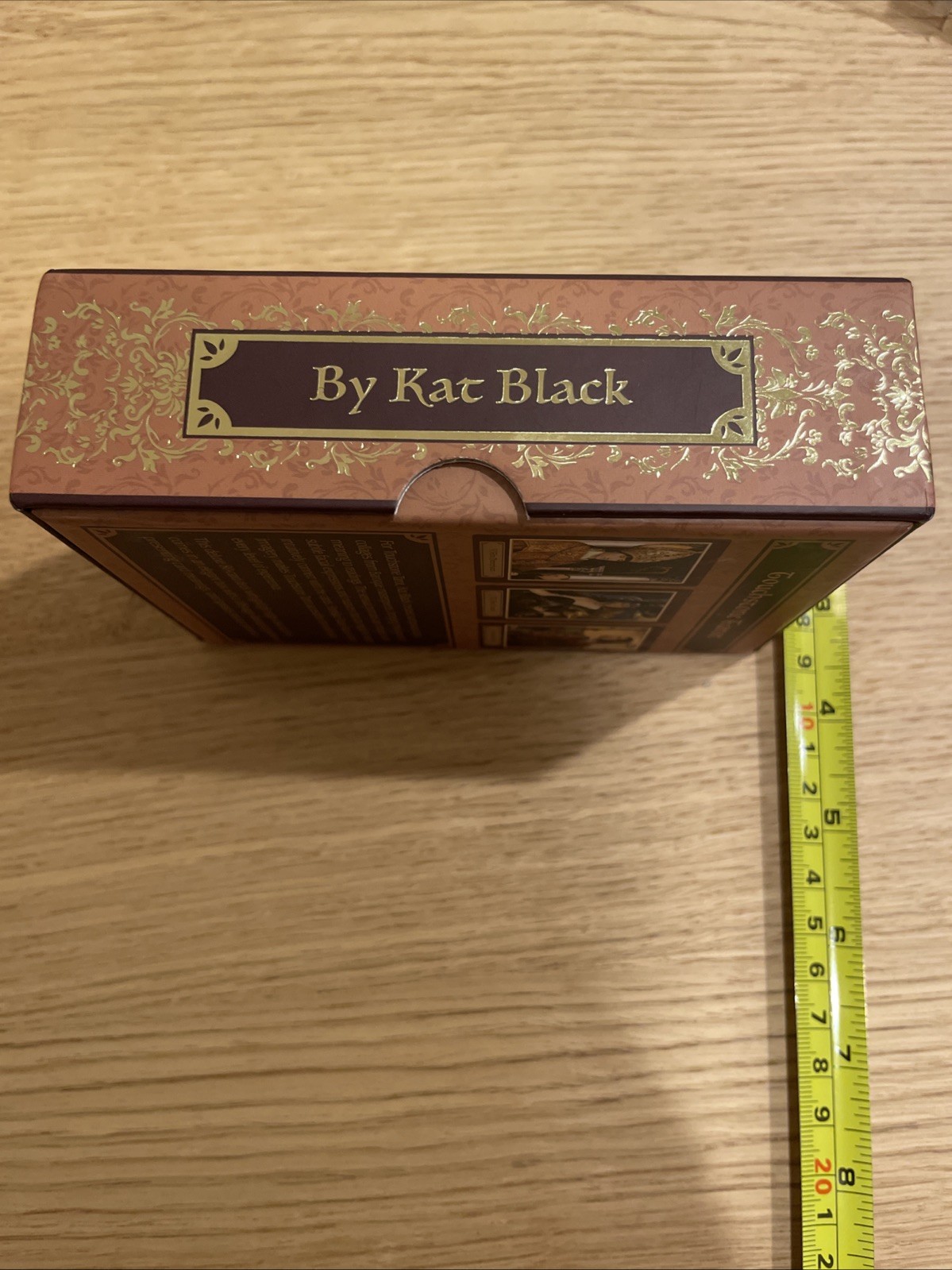 Kat Black Touchstone Tarot (Mixed Media Product)