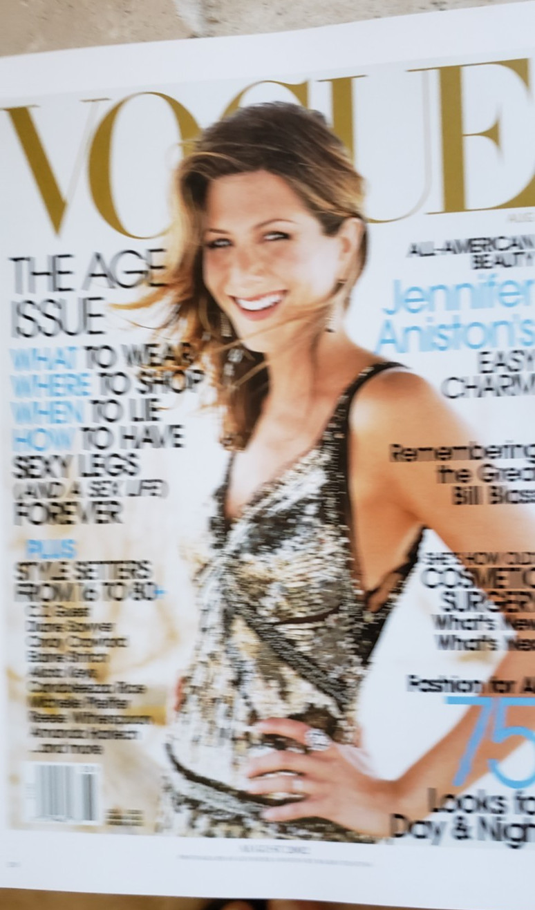Vogue: The Covers Dodie Kazanjian 2011 Hardcover Coffee Table Book w/5 Art Cards