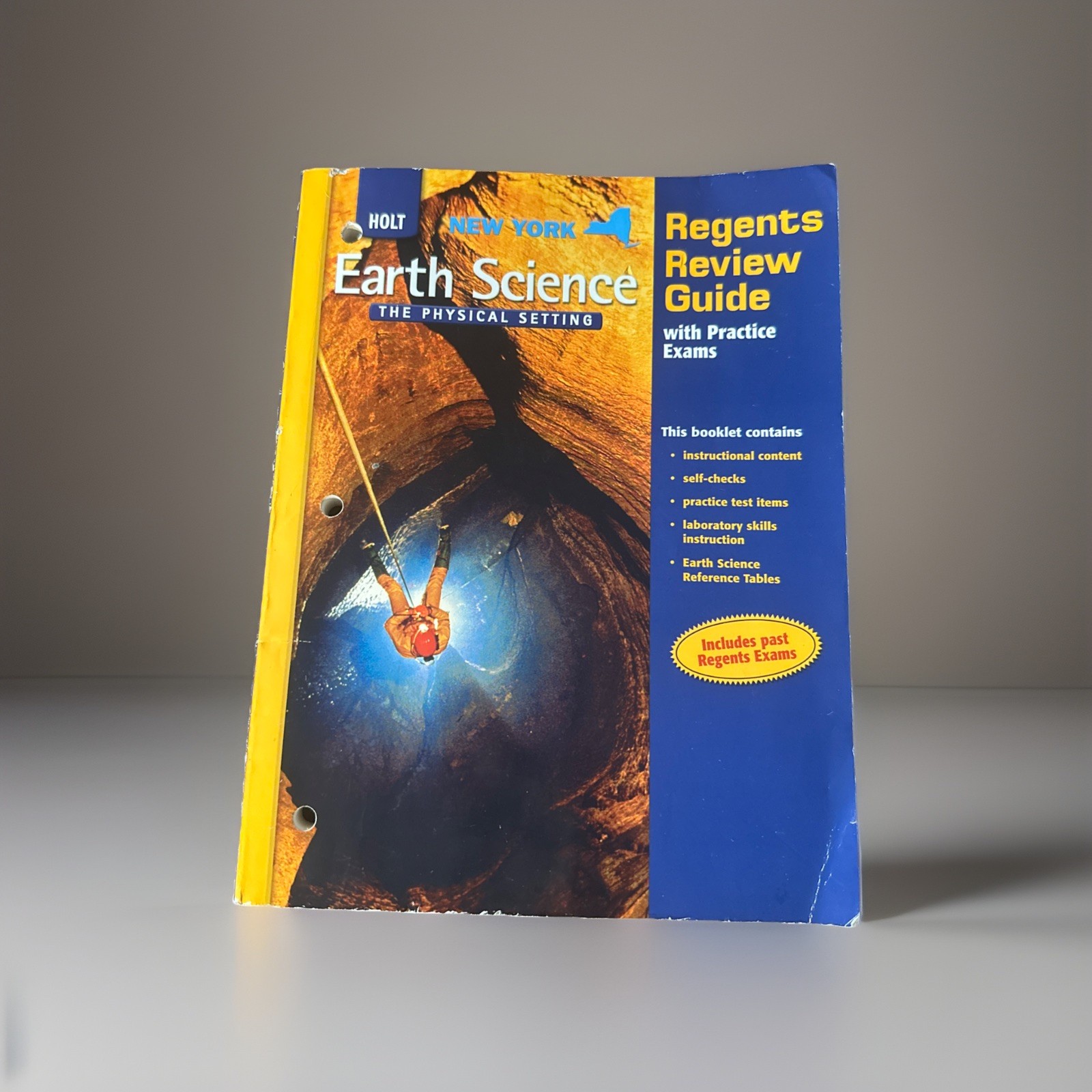 New York Holt Earth Science Regents Review Guide with Practice Exams : Paperback