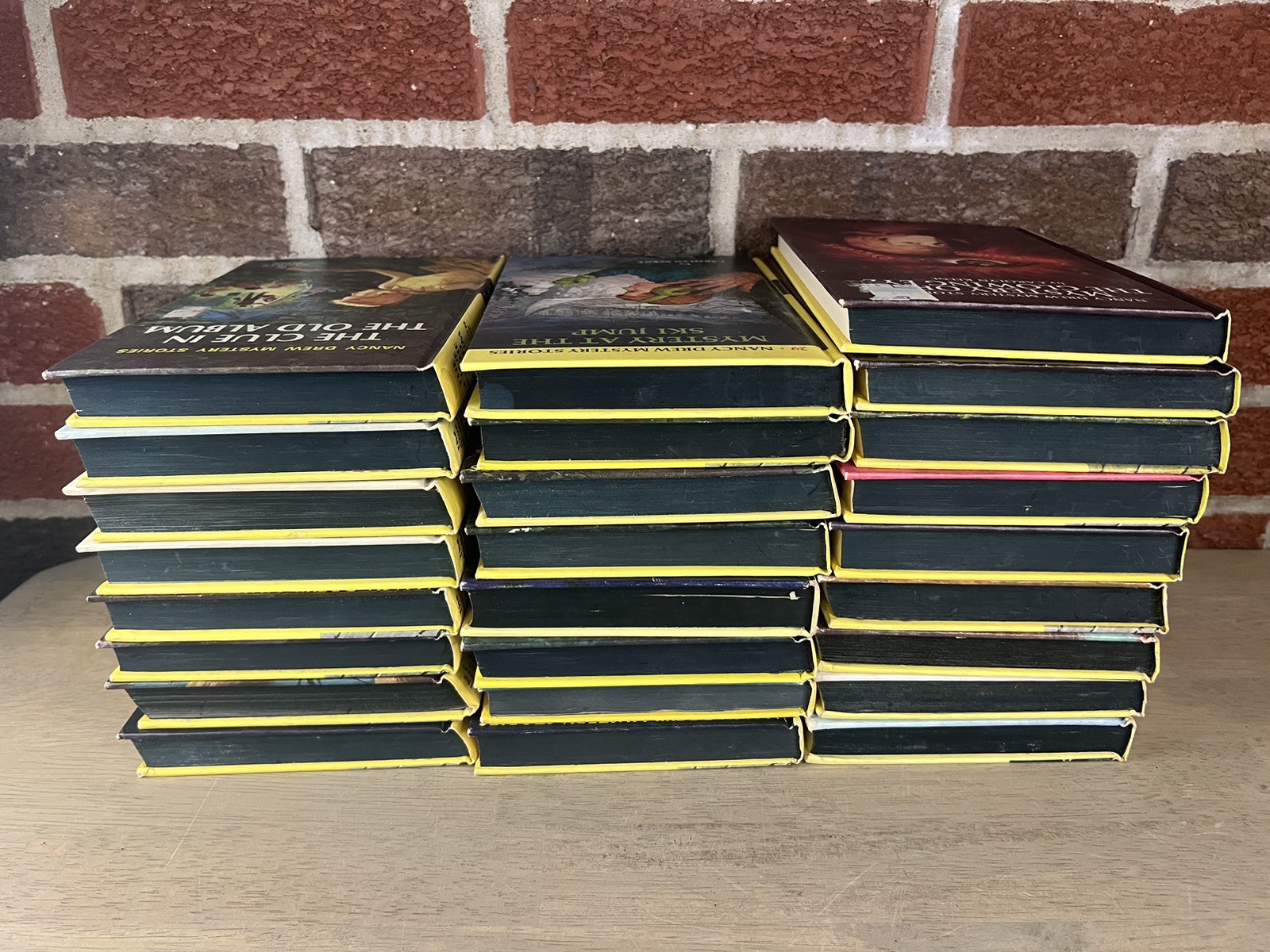 Lot of 25 Vintage Carolyn Keene Nancy Drew Hardcovers 1960s.
