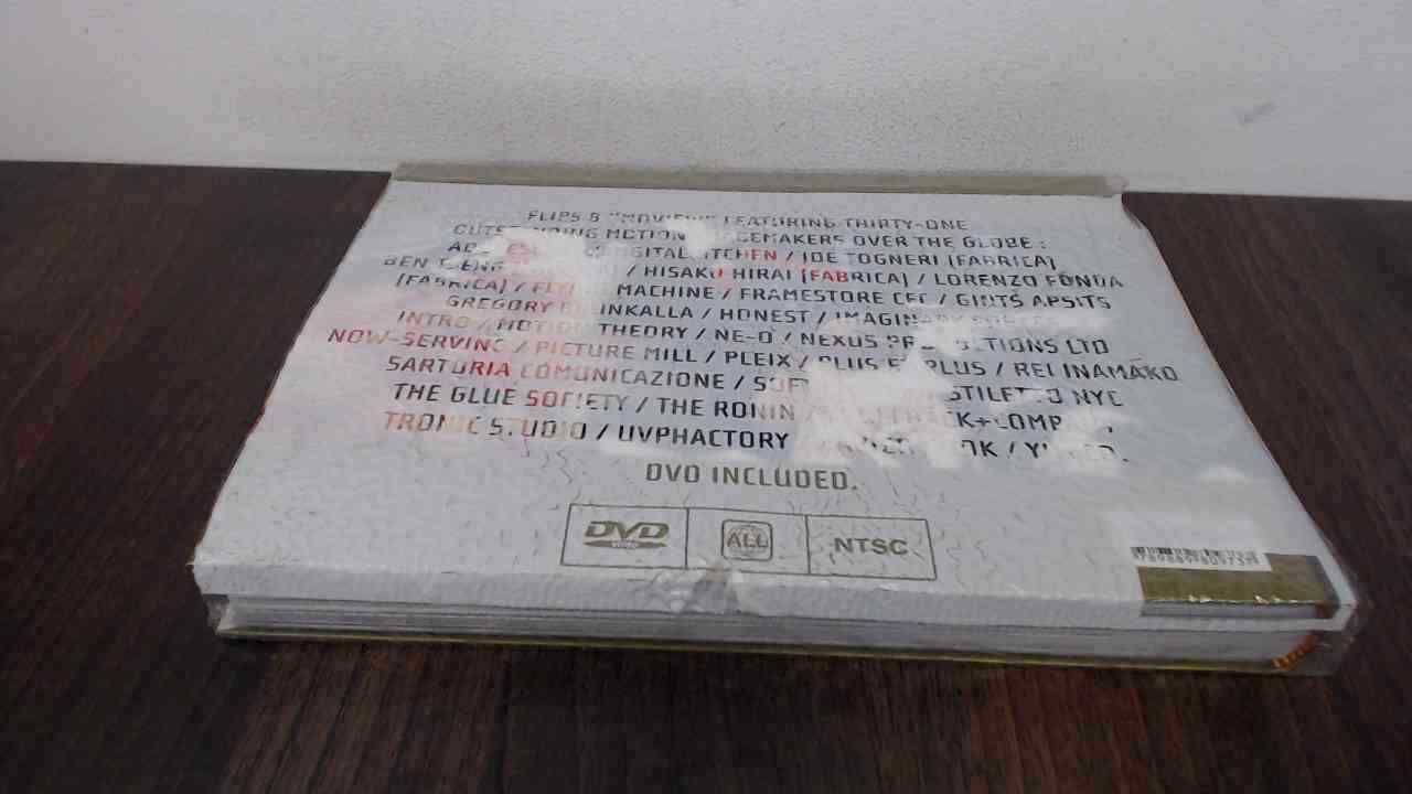 Moview (Flips 8), idn-pro, FisicalBook, 2004, Paperback