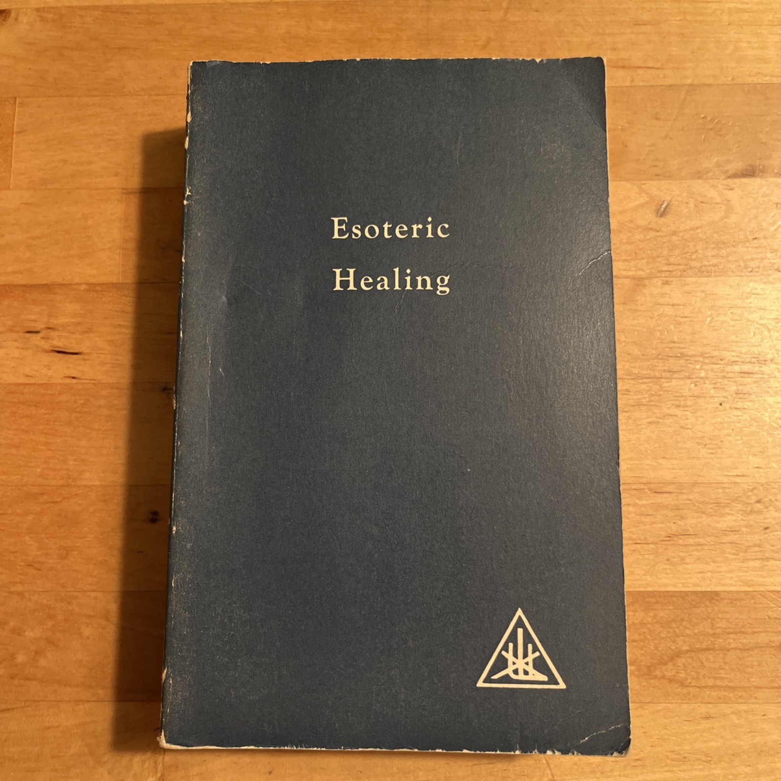 Esoteric Healing A Treatise on the Seven Rays Alice A Bailey Vol IV 6th Printing