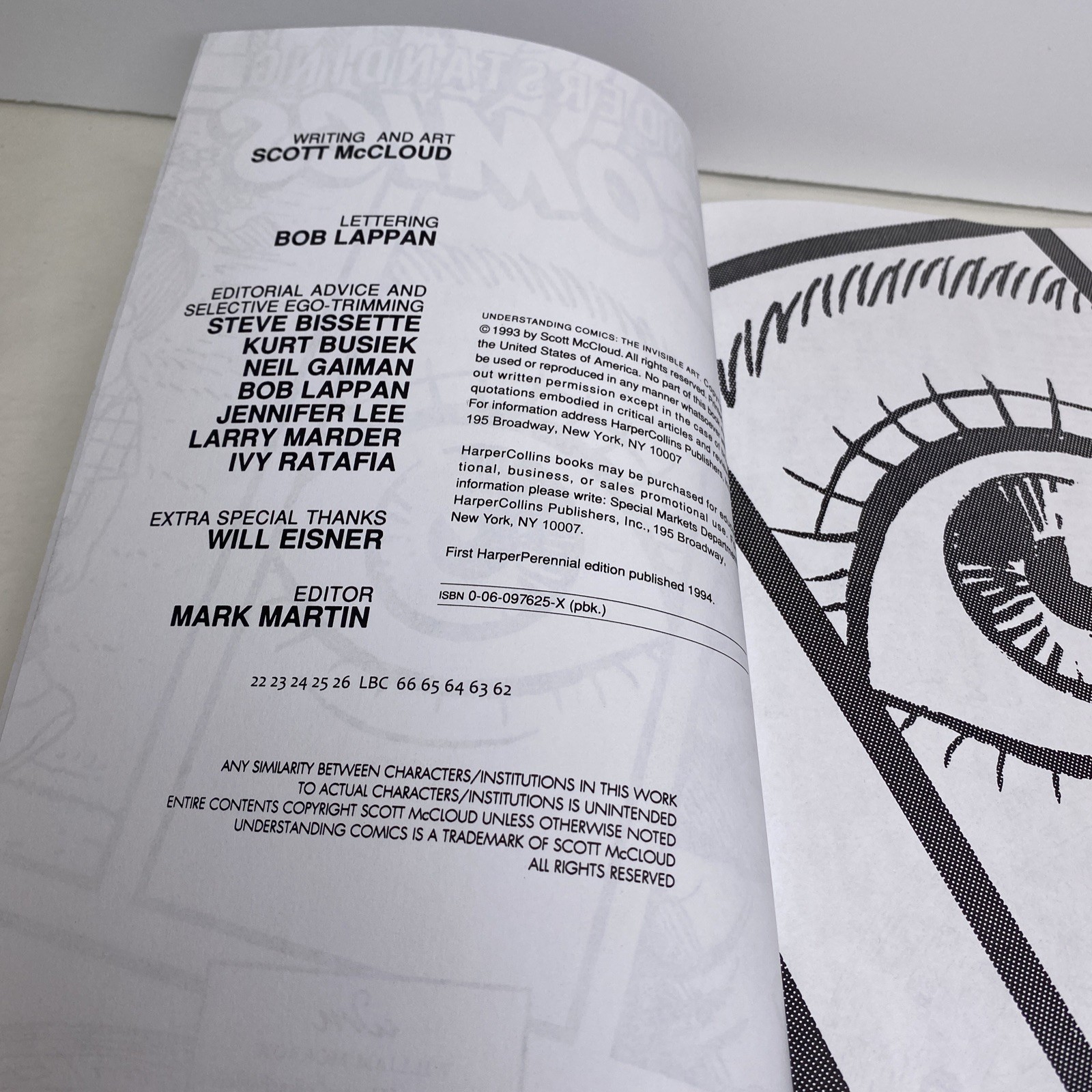 Understanding Comics: The Invisible Art by Scott McCloud 1994, Paperback Signed