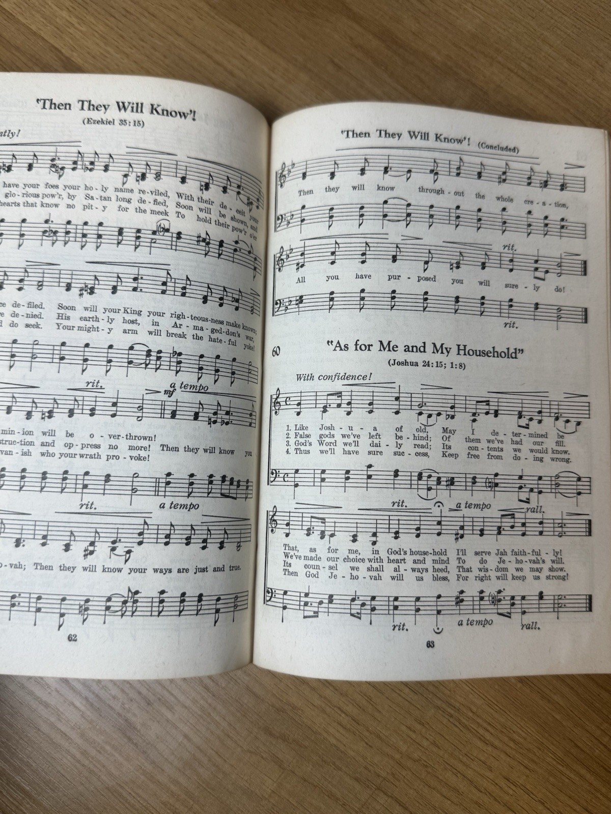 Singing And Accompanying Yourselves with Music in Your Hearts Watchtower 1966