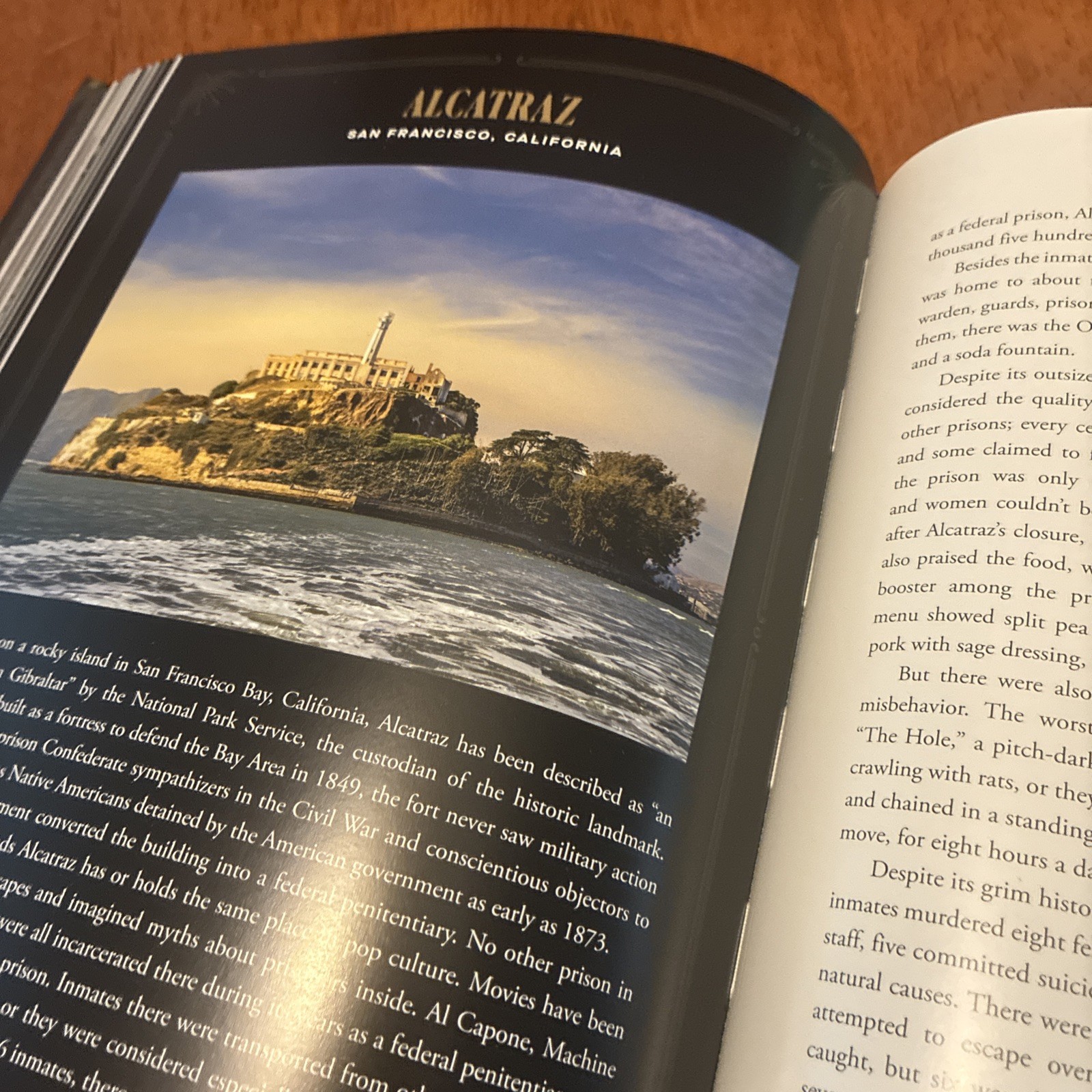 Food to Die For : Recipes & Stories from America’s Most Legendary Haunted Places
