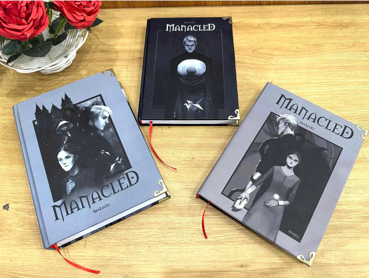 Manacled Book Complete 3-Volume Hardcover Edition with Illustrations by Senlinyu