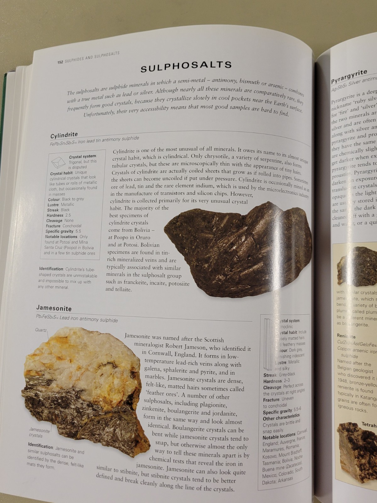 ILLUSTRATED GUIDE TO ROCKS AND MINERALS John Farndon (2012, Soft) VERY GOOD