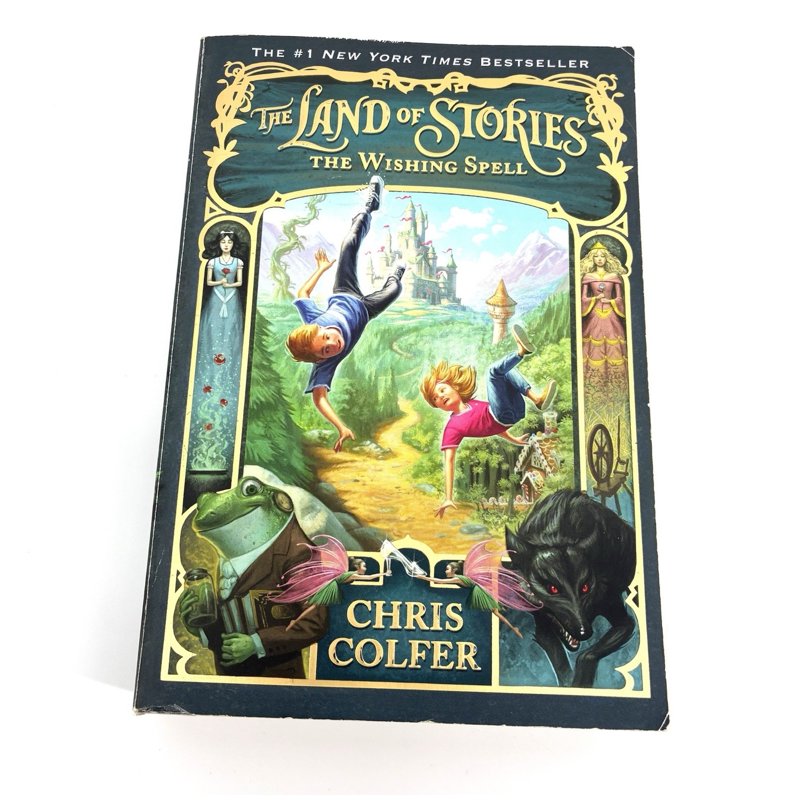 Land of Stories Complete Series Books 1-6 Paperback Lot Chris Colfer LB