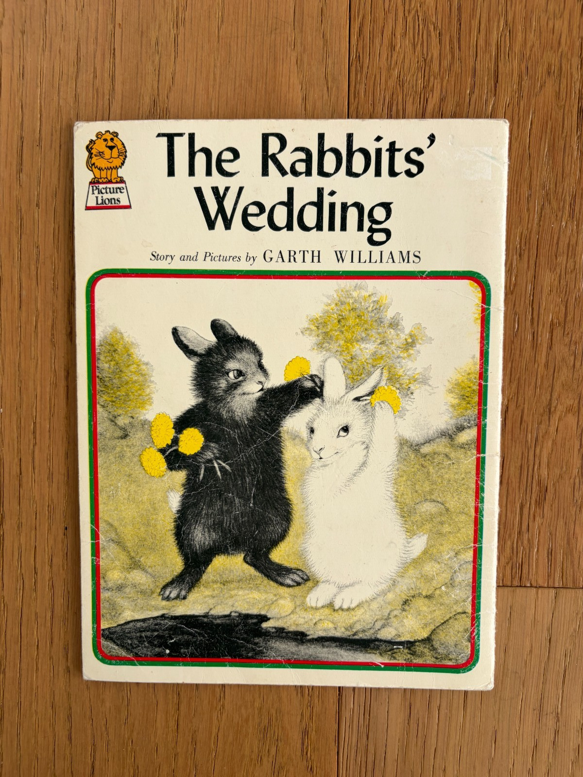 The Rabbits’ Wedding by Garth Williams 1st Picture Lions PB 1973 Vintage