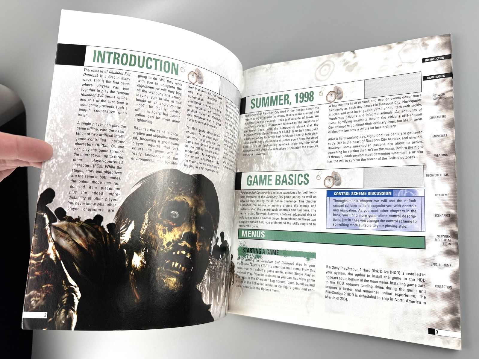 Resident Evil: Outbreak Official Strategy Guide BradyGames Capcom Paperback 2004