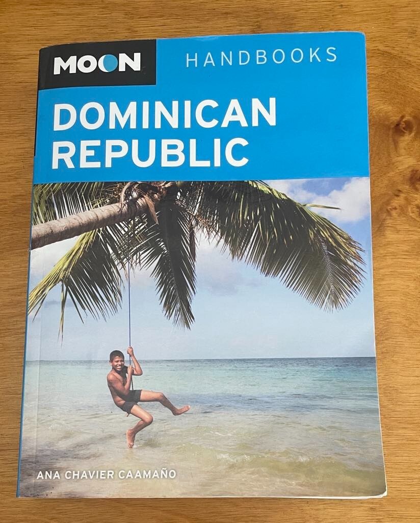 DOMINICAN REPUBLIC Travel Guide Moon Handbooks 342 Pages