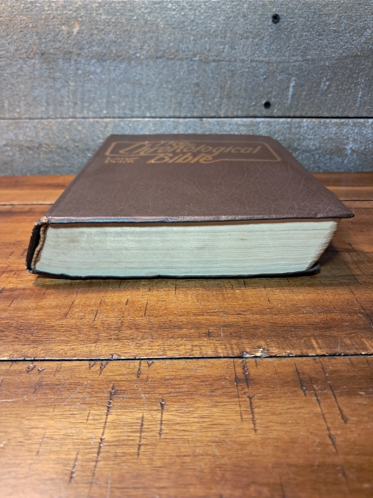 The Chronological Bible Large Print 1977 King James Version