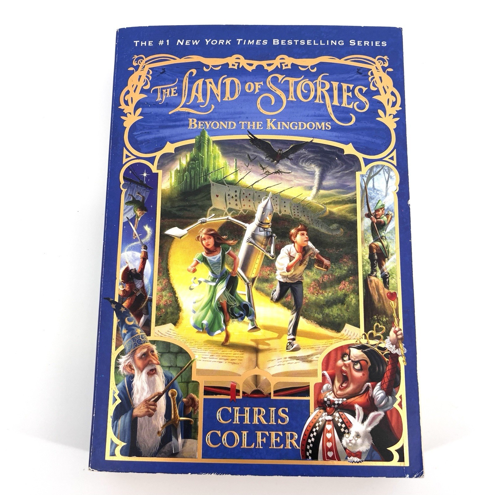 Land of Stories Complete Series Books 1-6 Paperback Lot Chris Colfer LB