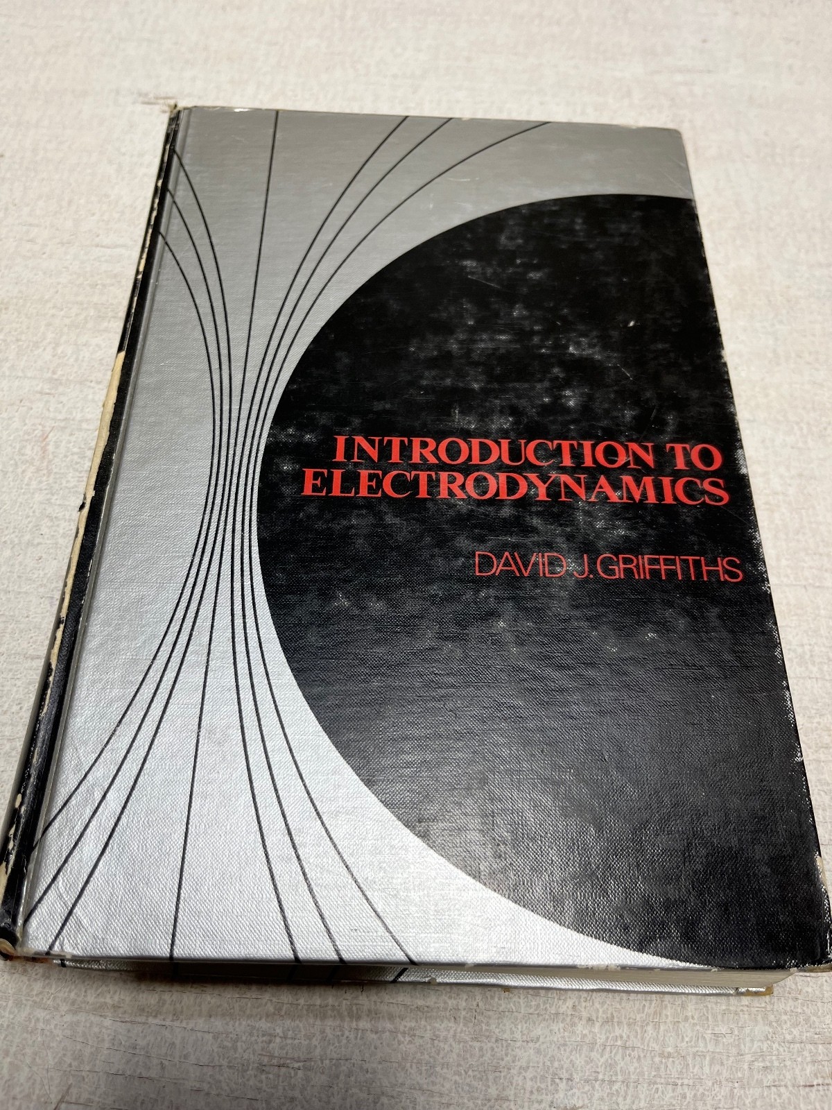 Introduction to Electrodynamics by David J. Griffiths