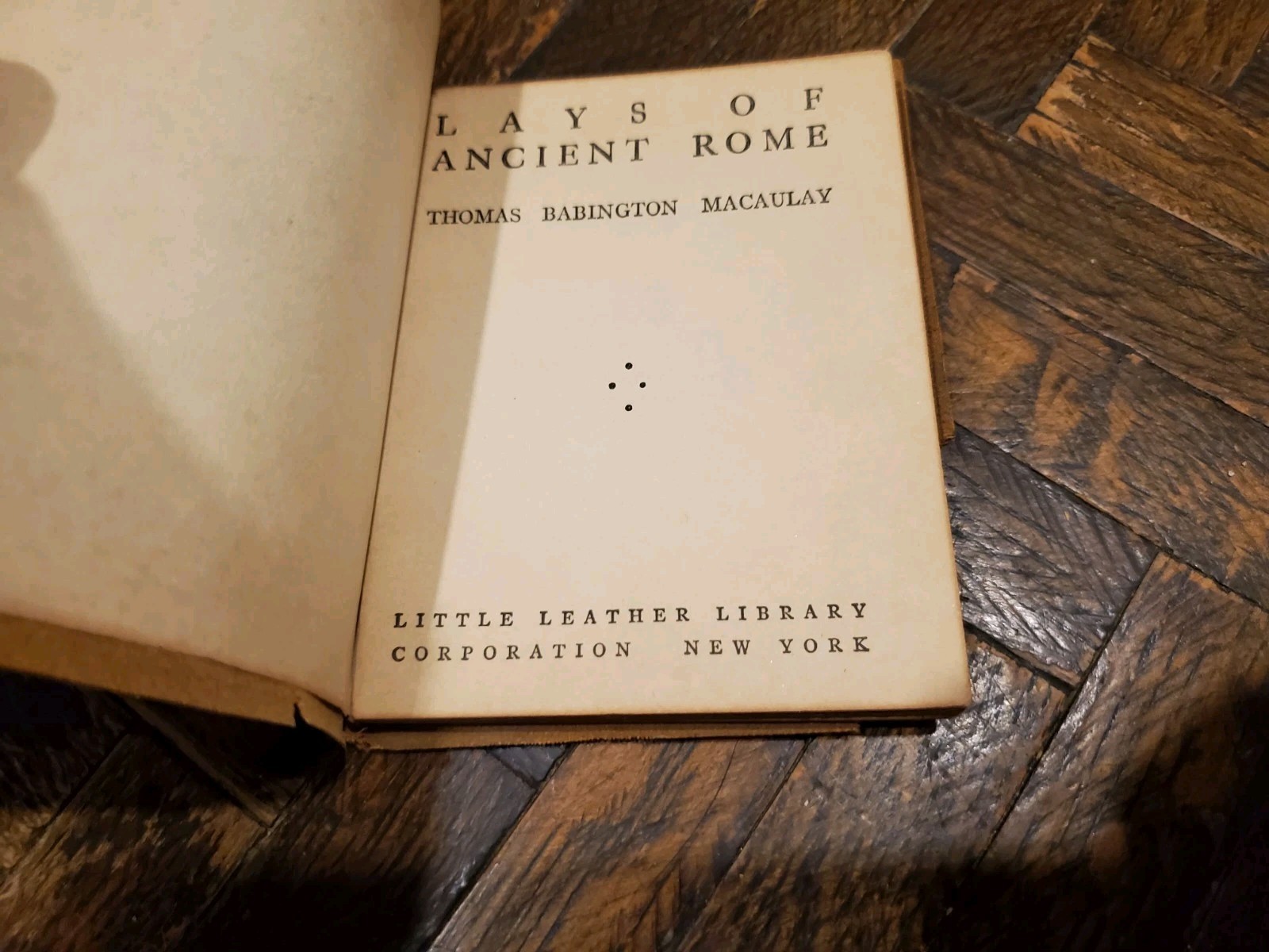 Antq Little Leather Library, Redcroft Ed. of “Lays of Ancient Rome” by Macaulay