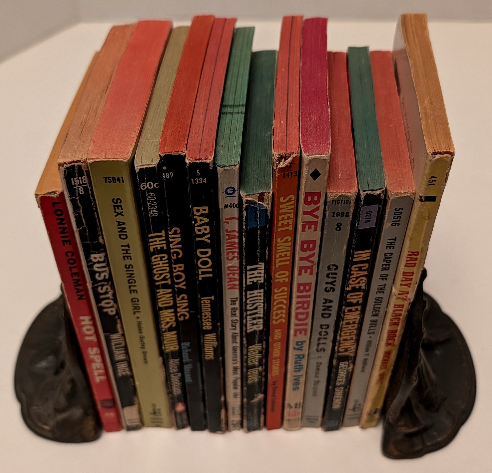 LOT OF 14 VINTAGE MOVIE TIE-IN PAPERBACKS JAMES DEAN, MARILYN MONROE, MORE!