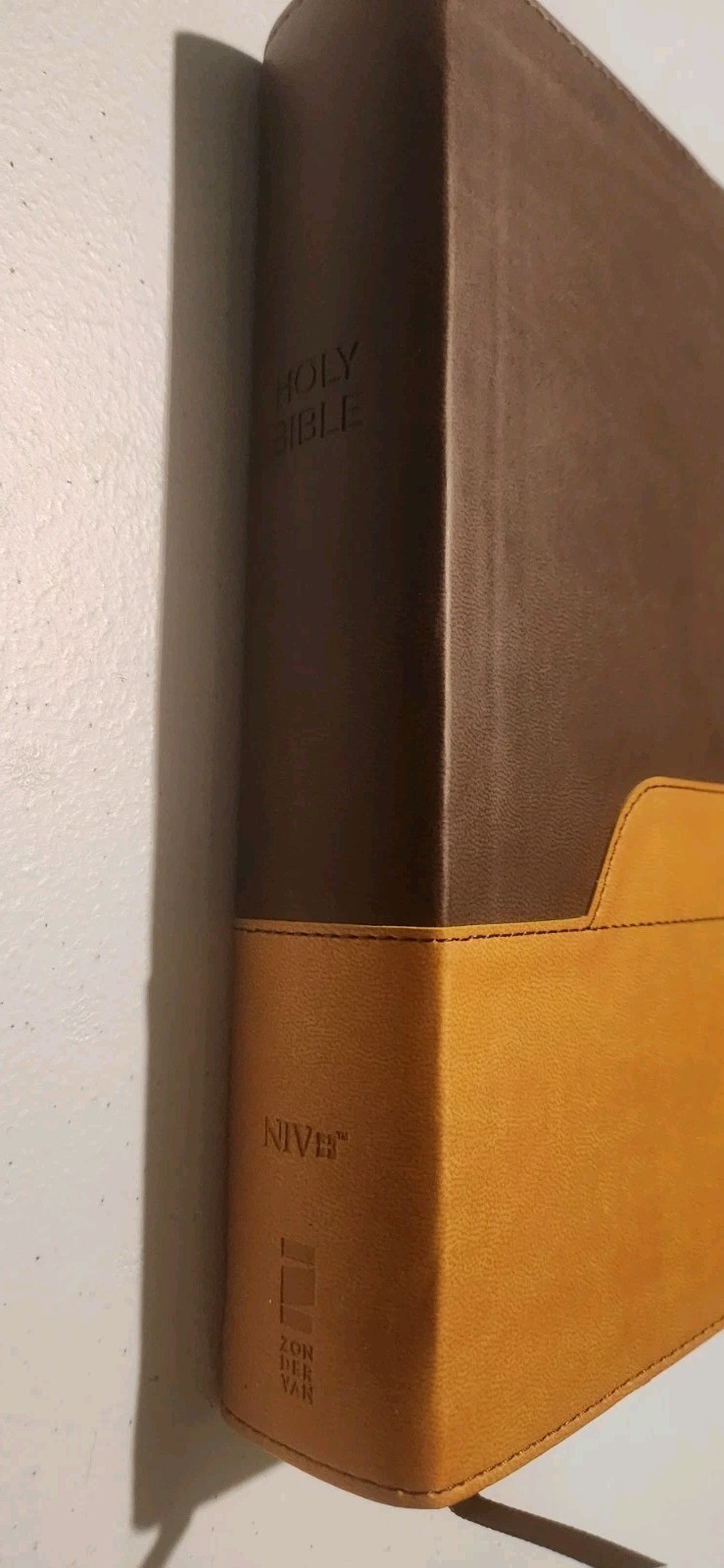 NEW NIV PERSONAL SIZE LARGE PRINT BIBLE CHOCOLATE/AMBER LEATHERSOFT