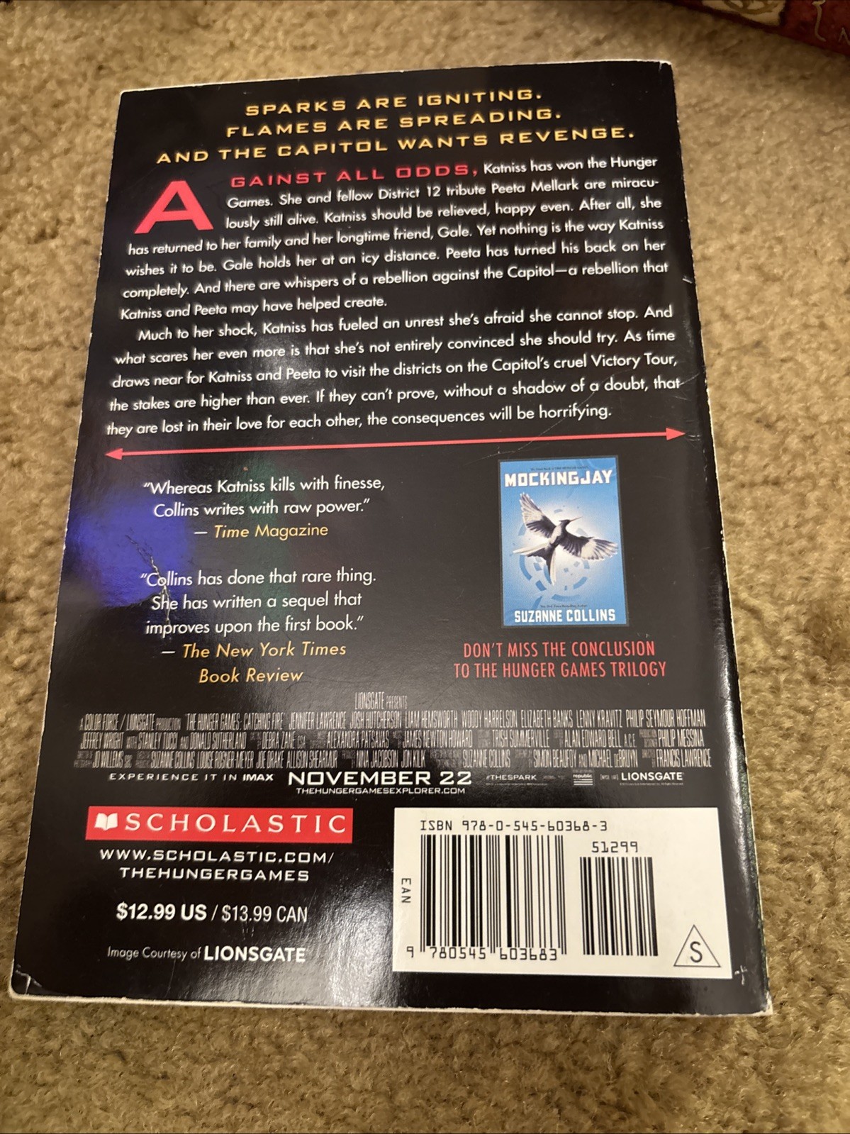 Catching Fire By Suzanne Collins, Paperback