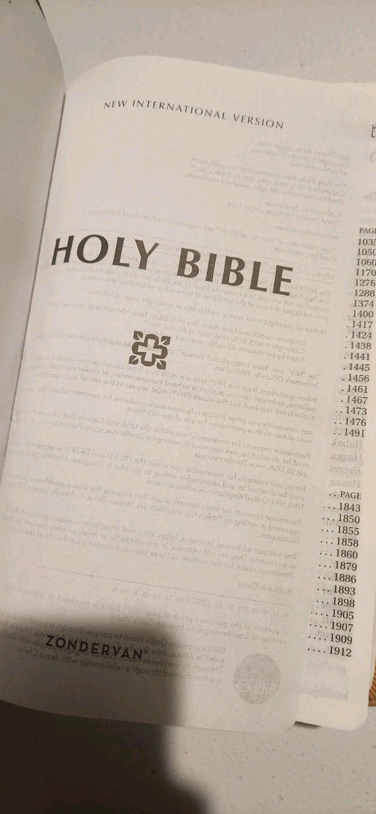 NEW NIV PERSONAL SIZE LARGE PRINT BIBLE CHOCOLATE/AMBER LEATHERSOFT